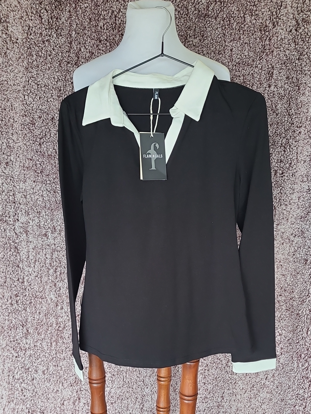 Flamingoals Black Long-Sleeve Polo Top with White Collar